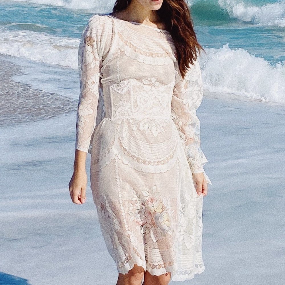 Vintage White Lace Sheer Bell Sleeve Floral Hippie Midi Dress - Picture 6 of 12